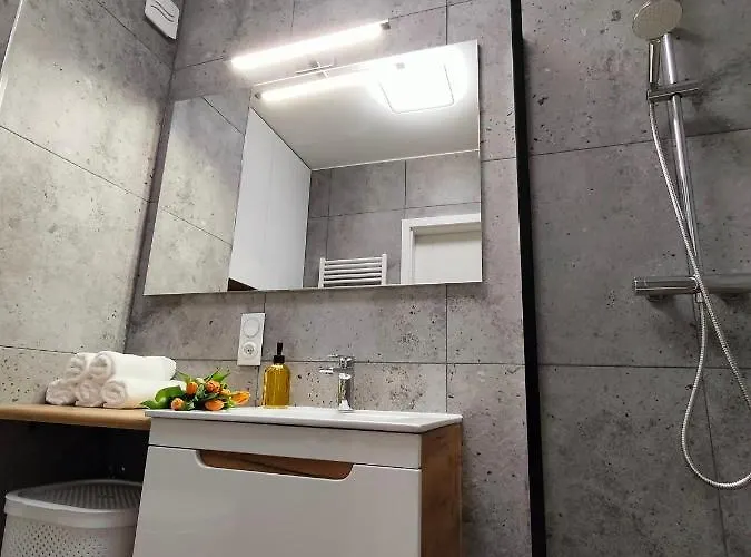 Cicha Przystan Regata Garaz W Cenie דירה *